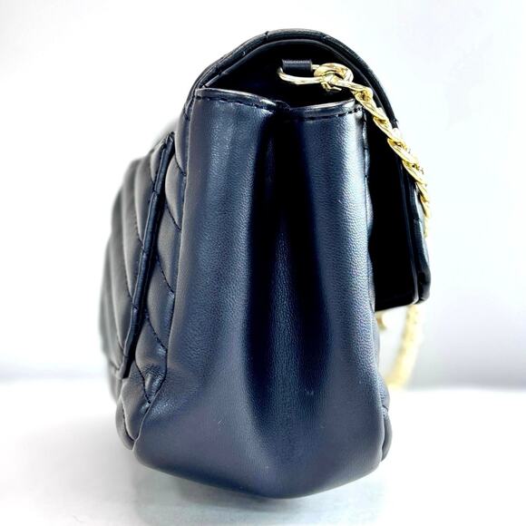 TOPSHOP Quilted Black Crossbody Bag with Gold Chain Strap - Picture 7 of 9